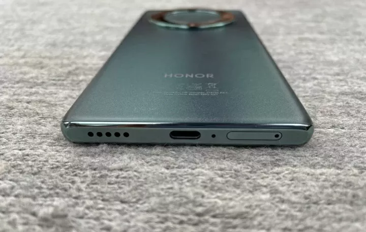 honor magic 5 lite zvuk